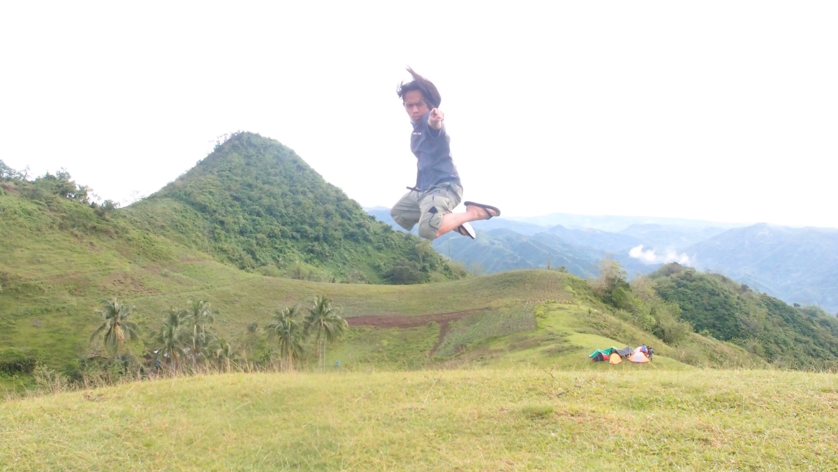 Climbing Mt. Naupa in Naga, Cebu (My Hometown’s Mountain)